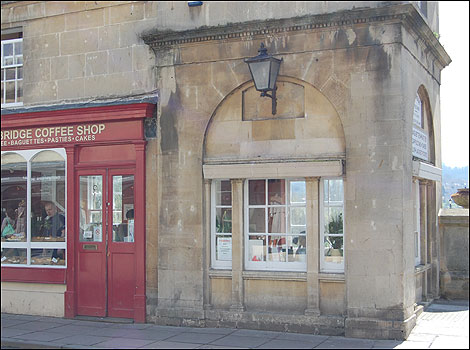 Bridge Coffee Shop - Pulteney Bridge