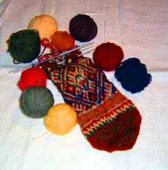 Red Semi Completer Diamond Patterned Sock