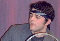 Dafydd Hughes fel T Rowland Hughes ifanc