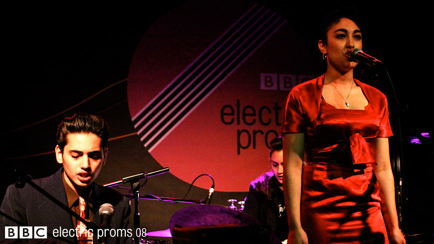 Kitty, Daisy and Lewis