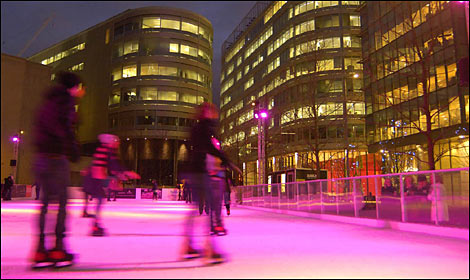 Spinningfields ice rink (c) Eric Wright