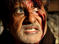 फ़िल्म 'राम गोपाल वर्मा की आग' में अमिताभ बच्चन