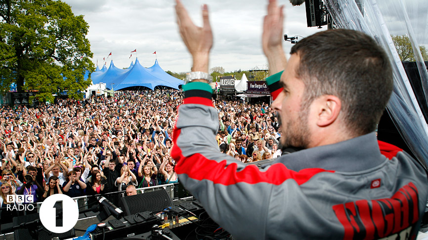 Zane Lowe and crowd