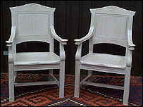 Lieutenant's chairs