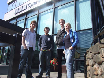 Fflur Dafydd a'r Barf yn Ystafell Werdd C2