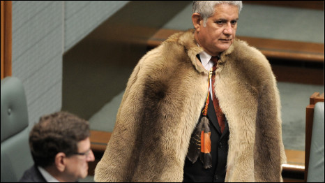 Ken Wyatt approaches to take the oath during the swearing in ceremony at the opening of the 43rd Parliament, Canberra (Photo by: Mark Graham-Pool, Getty Images)