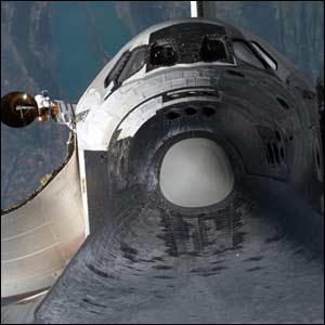  ڈسکوری شٹل کی خلا میں مرمت