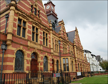 Victoria Baths - exterior shot