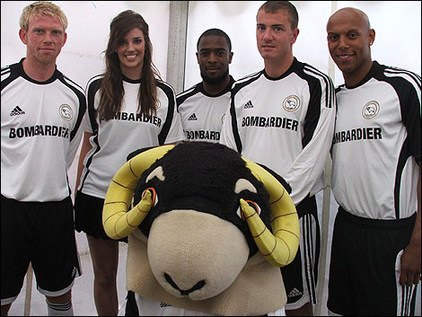 Derby County home strip 2008-09
