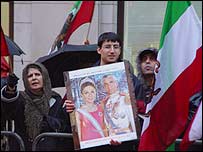 تظاهرات مخالفان حکومت جمهوری اسلامی در لندن