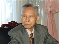 Ông Hoàng Minh Chính-ảnh chụp khi sang thăm Hoa Kỳ