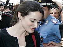 کانتونی در بازگشت به خانه