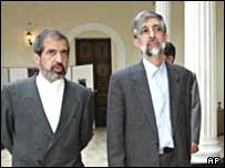 حداد عادل و حميدرضا آصفی هنگام ورود به جلسه کنگره ملی ونزوئلا