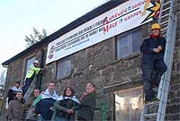 Criw Ffatri Jam: Robi Buckley, Gai Toms, Ywain Gwynedd, Alwyn Evans, Owain Jones, Leah Pitts, Lowri Cunnington, Sam Buckley.