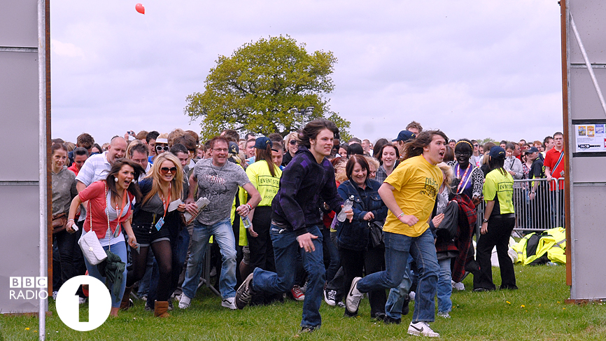 Everyone runs through the gates