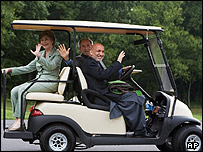 حامد کرزی در تفریحگاه تابستانی رئیس جمهور آمریکا