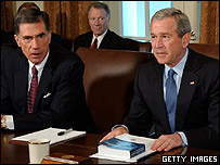 صدر بش اور سابق سنیٹر چارلس روب۔