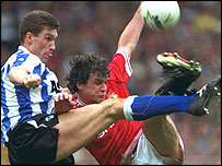 Former Owls defender Nigel Pearson takles 'Sparky'