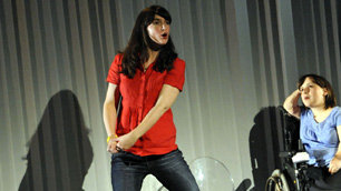 Lisa Hammond Performing in No Idea