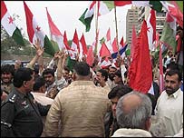 اے پی ڈی ایم ریلی