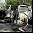 Carro-bomba destruído em Bagdá