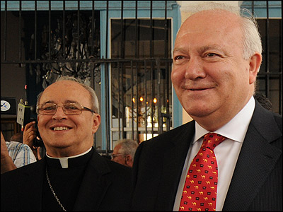 El Cardenal Jaime Ortega y el canciller de España, Miguel Ángel Moratinos. (Foto: Raquel Pérez)