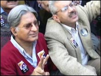 اعتزاز احسن