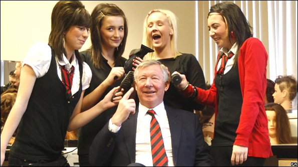 Sir Alex Ferguson goes back to school 