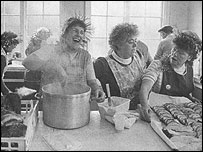 WAPC ladies make Christmas dinner