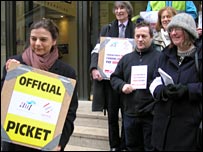 AUT的亨特和其他成员