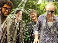 Crowded House.