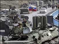 Russian tanks on way to South Ossetia border