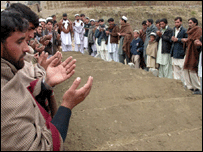قبریں