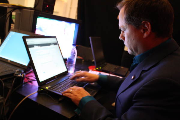 Jack Dee typing