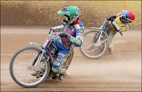 Magnus Zetterstrom/Michal Rajkowski (Hywel Lloyd)