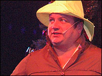 Tim Pope kept the jokes flowing.