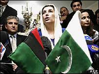 Bà Benazir Bhutto