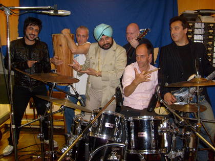 The Wolf Men & Daler Mehndi Jamming