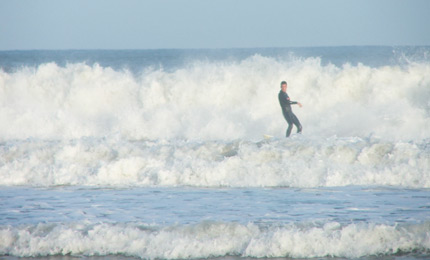 Even the Biarritz Shorebreak was huge at the weekend. Mark heads back to shore. Pic Ian P, Oct 06