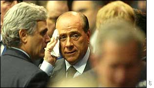 Italský premiér na sobě žádnou slinu nenechá