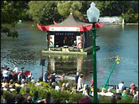 Acoustic Gathering III