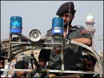 پولیس ناکہ(فائل فوٹو) 