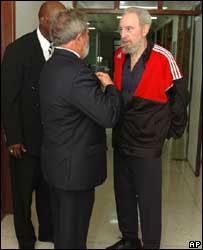 Lula e Fidel Castro se encontram em Havana