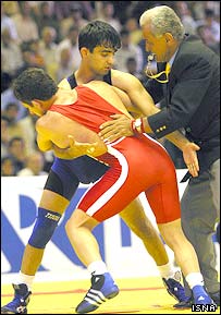 رقابتهای انتخابی تيم ملی کشتی آزاد