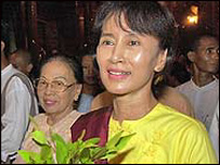 Lãnh tụ Liên đoàn Dân chủ Miến Điện, bà Aung San Suu Kyi