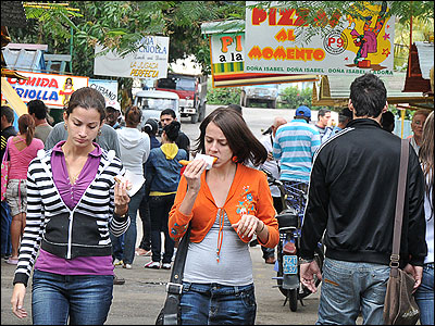 Negocios en La Habana. (Foto: Raquel Pérez)
