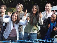 Leicester Marathon 2007 - Crowds cheering
