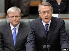 Wayne Swan announces the budget