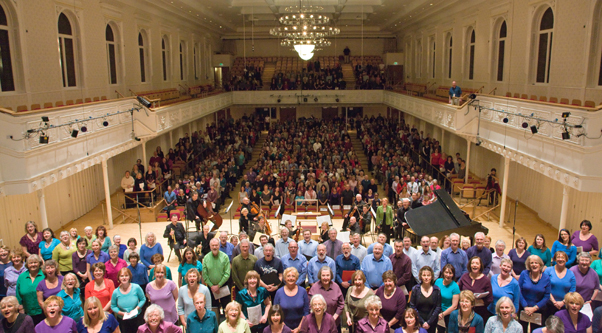 Sing Hallelujah stage choir at Glasgow City Halls Sing Hallelujah stage choir at Glasgow City Halls