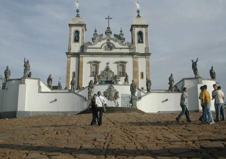  The statues of Aleijadinho